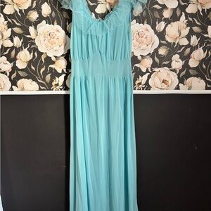 Elegant Vintage Ruffled Nightgown